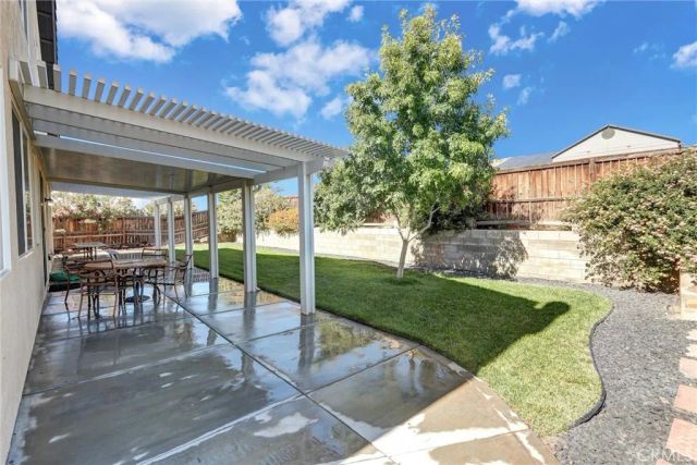 11906 Mesa Linda, Victorville, CA 92392