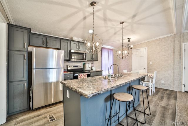 1774 Military Road 27, Tonawanda, NY 14217