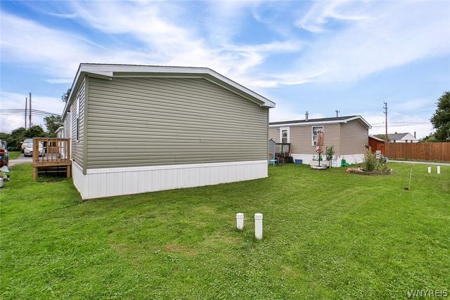 1774 Military Road 27, Tonawanda, NY 14217