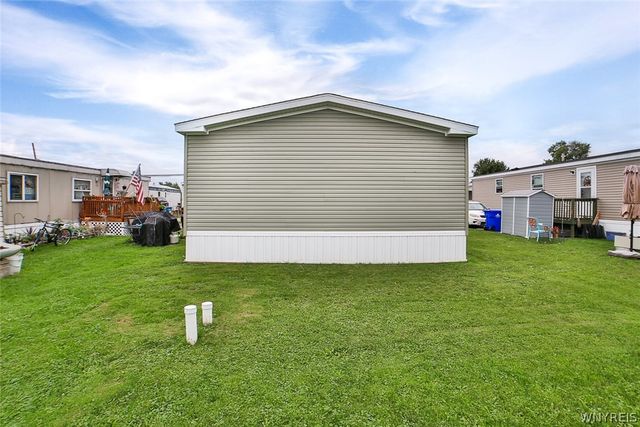 1774 Military Road 27, Tonawanda, NY 14217