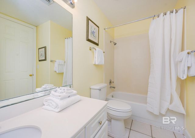 809 W Beach Boulevard P404, Gulf Shores, AL 36542