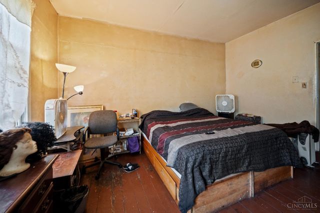 2114 Ravine Street, Cincinnati, OH 45214