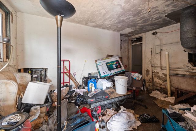 2114 Ravine Street, Cincinnati, OH 45214