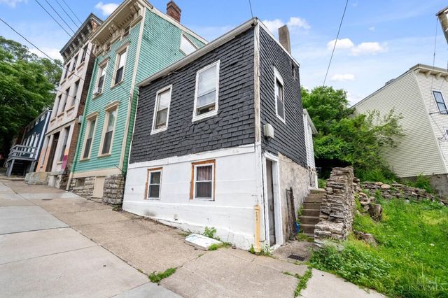 2114 Ravine Street, Cincinnati, OH 45214