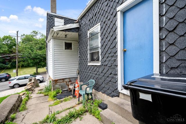 2114 Ravine Street, Cincinnati, OH 45214