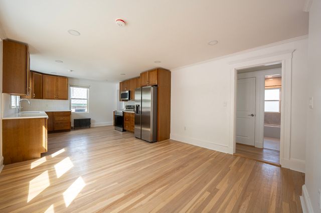3 Chilton Park 3, Milton, MA 02186
