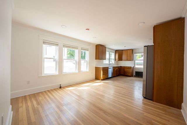 3 Chilton Park 3, Milton, MA 02186