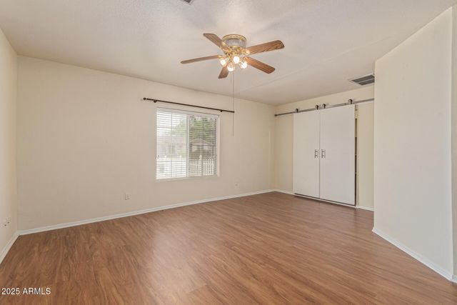 2300 E CONCORDA Drive, Tempe, AZ 85282