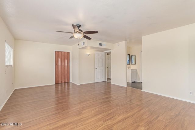 2300 E CONCORDA Drive, Tempe, AZ 85282