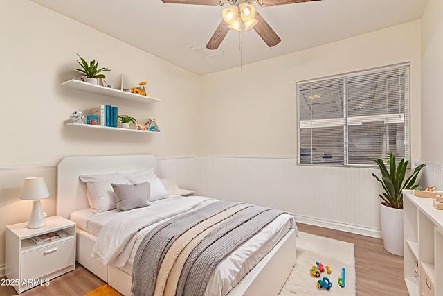 2300 E CONCORDA Drive, Tempe, AZ 85282