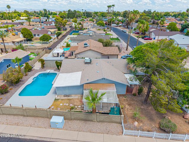 2300 E CONCORDA Drive, Tempe, AZ 85282