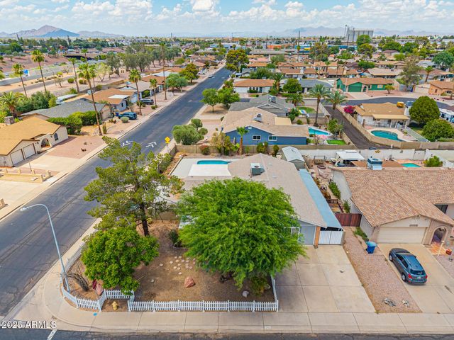 2300 E CONCORDA Drive, Tempe, AZ 85282