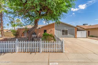 2300 E CONCORDA Drive, Tempe, AZ 85282