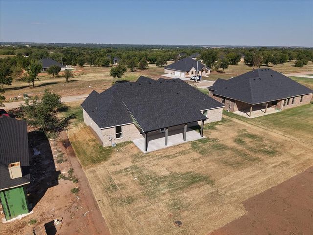 2000 Cattle Drive, Guthrie, OK 73044