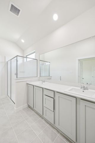 10621 Blakely Creek Road, Fort Worth, TX 76126