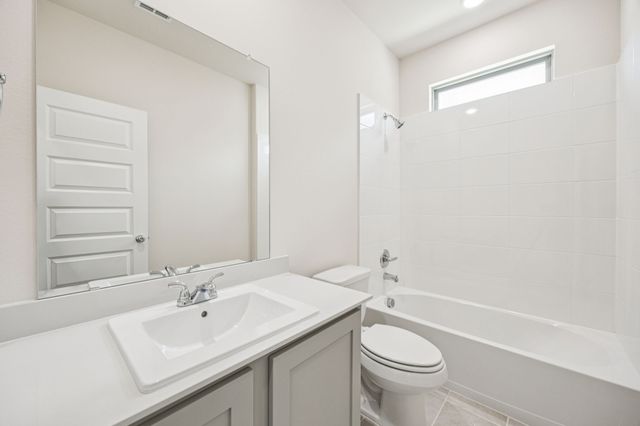 10621 Blakely Creek Road, Fort Worth, TX 76126