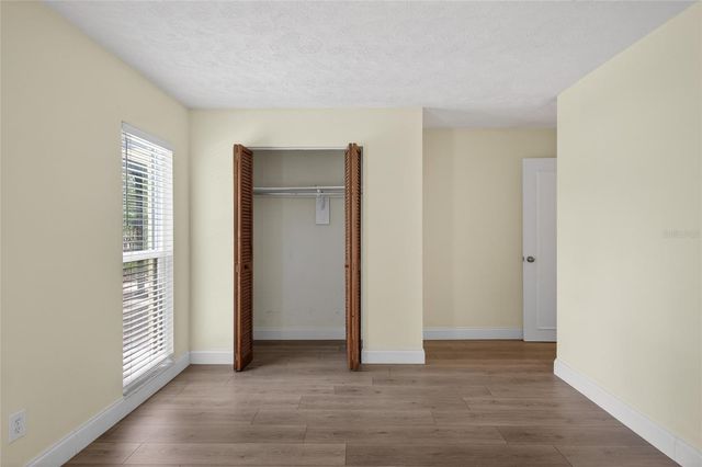 901 W RIVER DRIVE, Temple Terrace, FL 33617