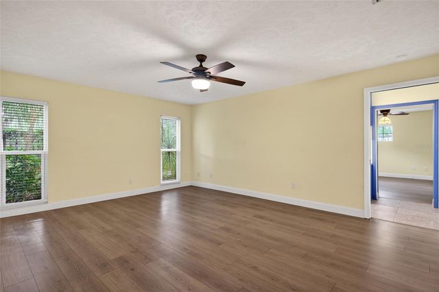 901 W RIVER DRIVE, Temple Terrace, FL 33617