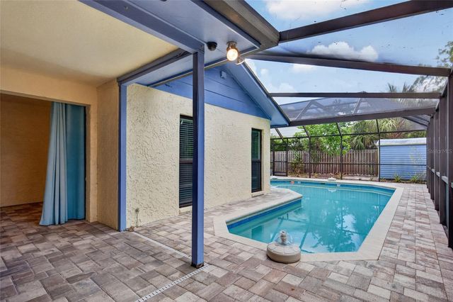 901 W RIVER DRIVE, Temple Terrace, FL 33617