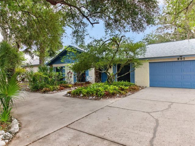 901 W RIVER DRIVE, Temple Terrace, FL 33617