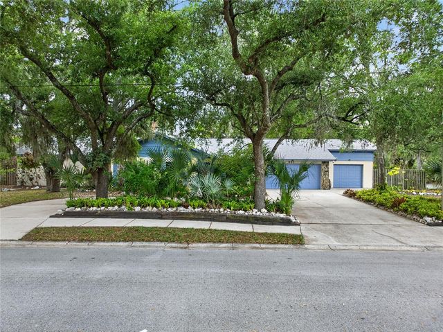 901 W RIVER DRIVE, Temple Terrace, FL 33617