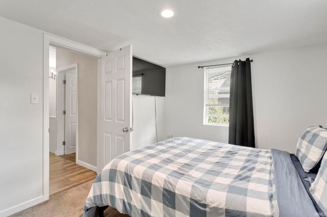 306 S Apple Road, Osceola, IN 46561