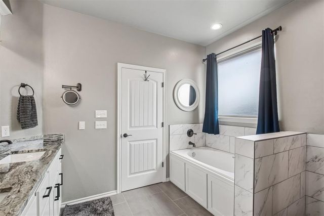 7 Southpointe Avenue, Tuttle, OK 73089