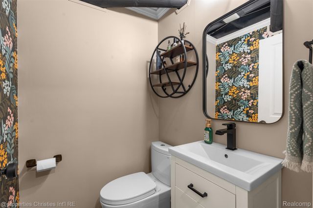 24610 Manistee Street, Oak Park, MI 48237