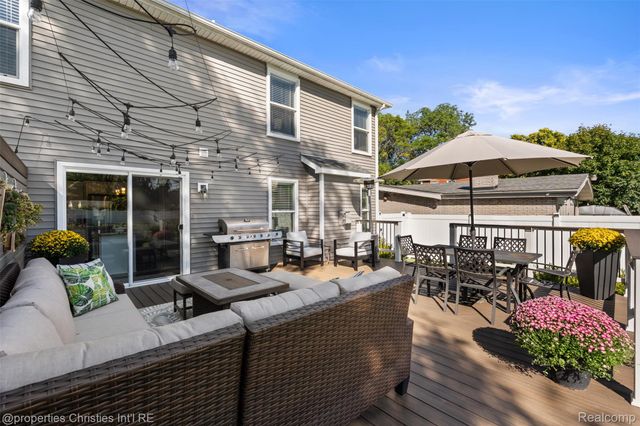 24610 Manistee Street, Oak Park, MI 48237