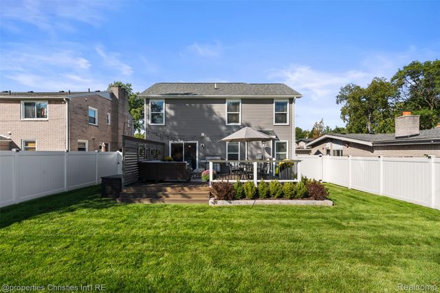 24610 Manistee Street, Oak Park, MI 48237