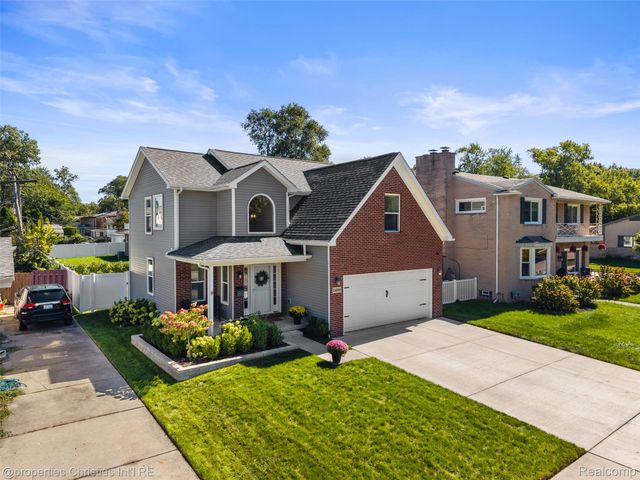 24610 Manistee Street, Oak Park, MI 48237