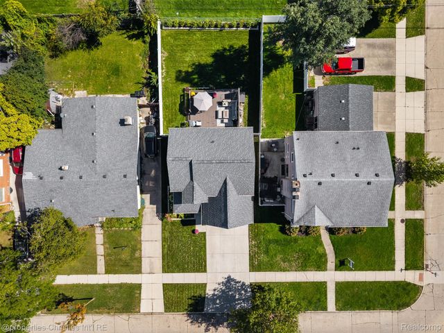24610 Manistee Street, Oak Park, MI 48237