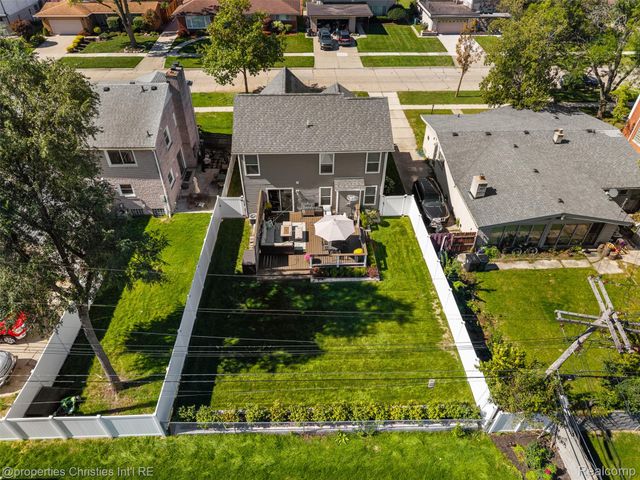 24610 Manistee Street, Oak Park, MI 48237