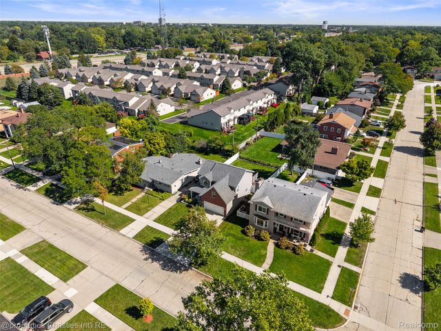 24610 Manistee Street, Oak Park, MI 48237