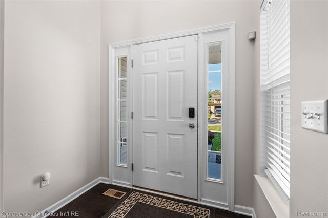 24610 Manistee Street, Oak Park, MI 48237