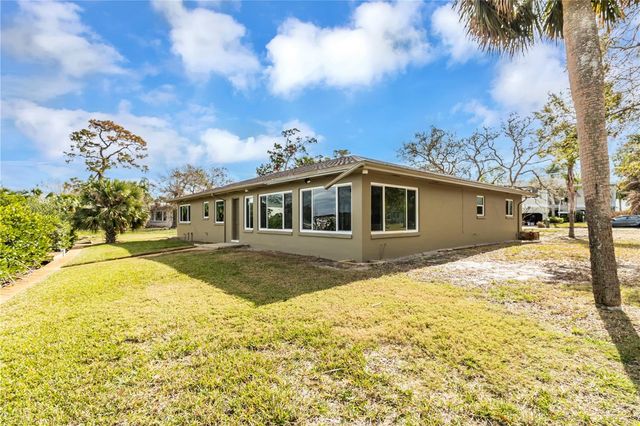 945 BAYSHORE DRIVE, Tarpon Springs, FL 34689