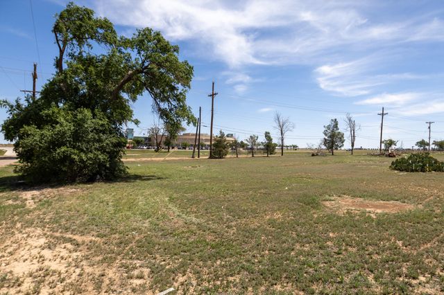 305 E Quinn Street, Lubbock, TX 79403