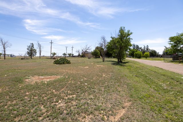 305 E Quinn Street, Lubbock, TX 79403