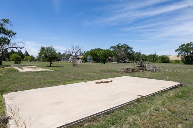 305 E Quinn Street, Lubbock, TX 79403