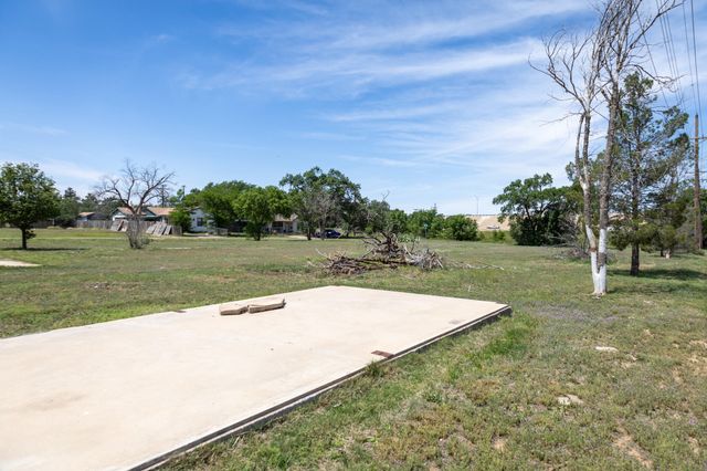 305 E Quinn Street, Lubbock, TX 79403