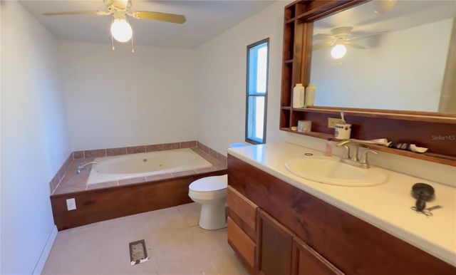 5751 NW 127 PLACE, Chiefland, FL 32626