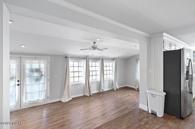 606 Meadowmere Drive, Webb City, MO 64870