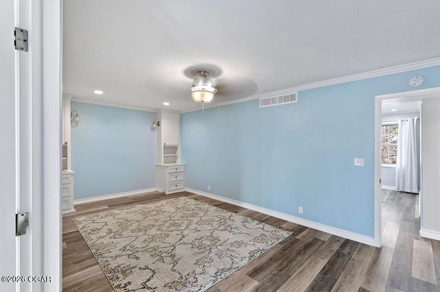 606 Meadowmere Drive, Webb City, MO 64870