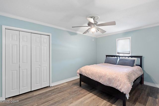 606 Meadowmere Drive, Webb City, MO 64870