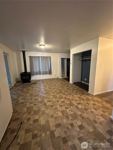 101 Walter Road, Winlock, WA 98596