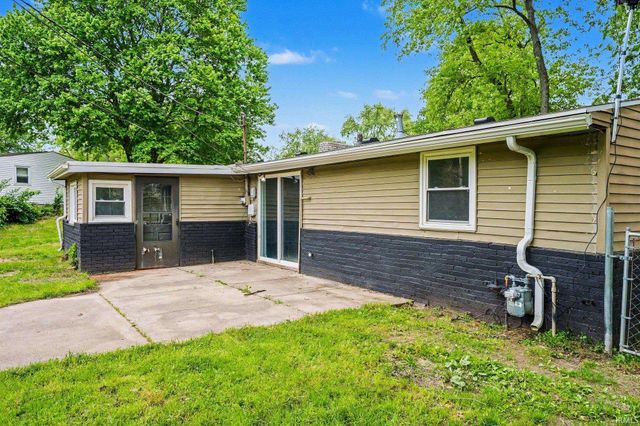 53219 Peggy Avenue, South Bend, IN 46635