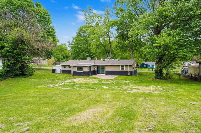 53219 Peggy Avenue, South Bend, IN 46635