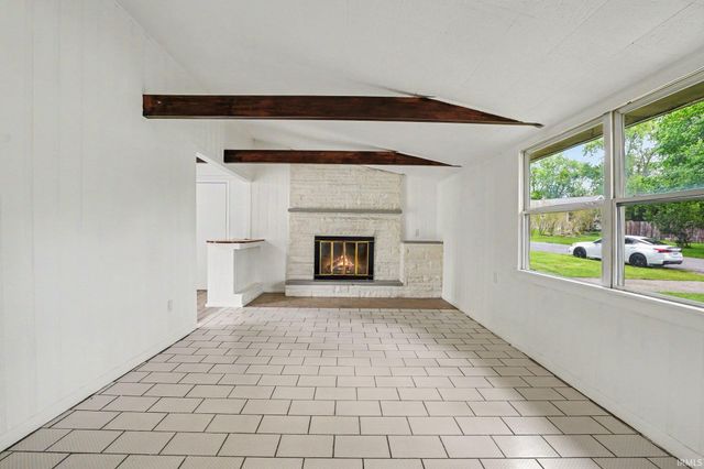 53219 Peggy Avenue, South Bend, IN 46635