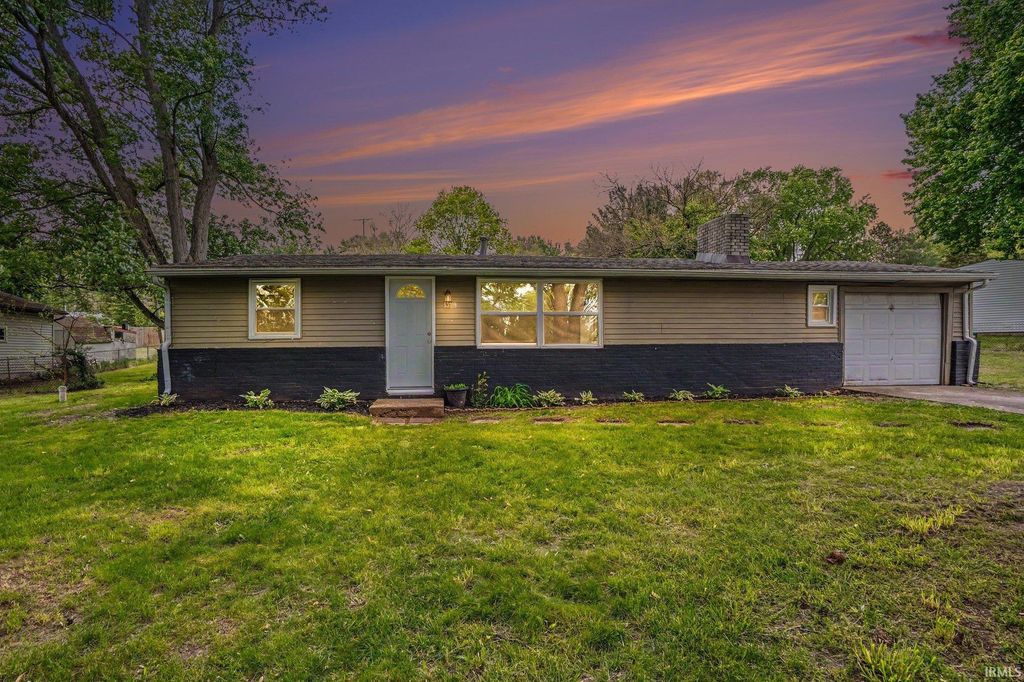 53219 Peggy Avenue, South Bend, IN 46635