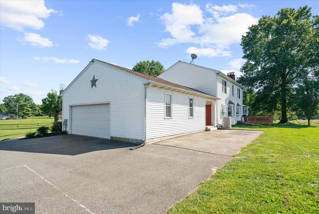 3149 MIDDLE CREEK RD, GILBERTSVILLE, PA 19525 — photo 4
